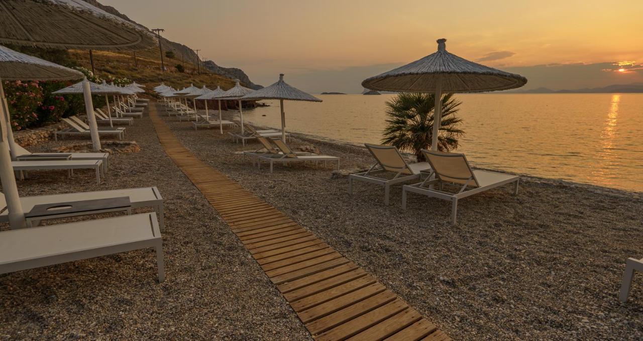 Four Seasons Hydra Luxury Suites エクステリア 写真