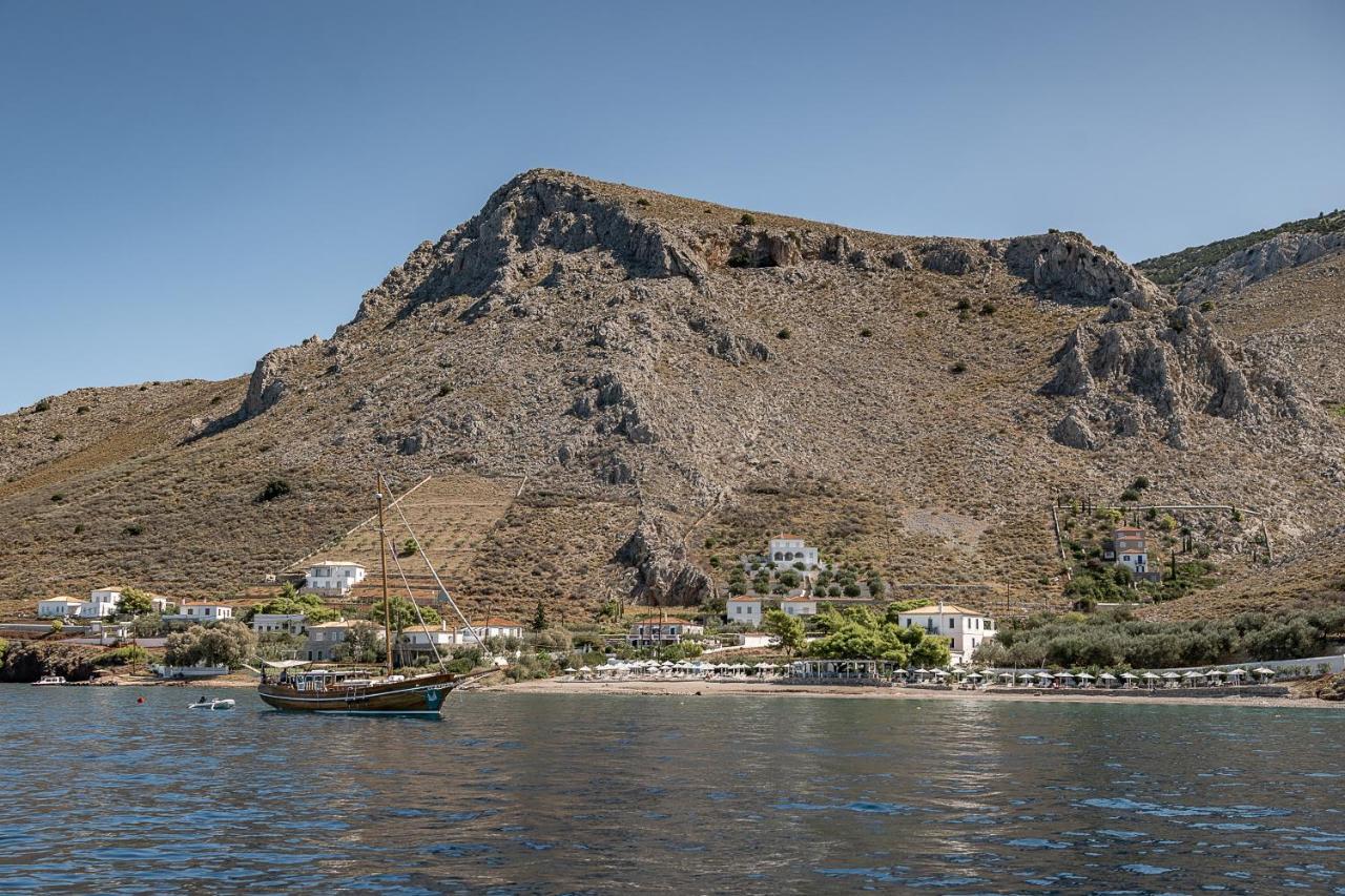 Four Seasons Hydra Luxury Suites エクステリア 写真