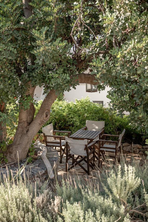 Four Seasons Hydra Luxury Suites エクステリア 写真