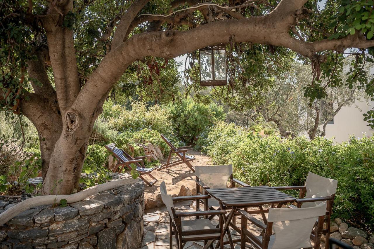 Four Seasons Hydra Luxury Suites エクステリア 写真