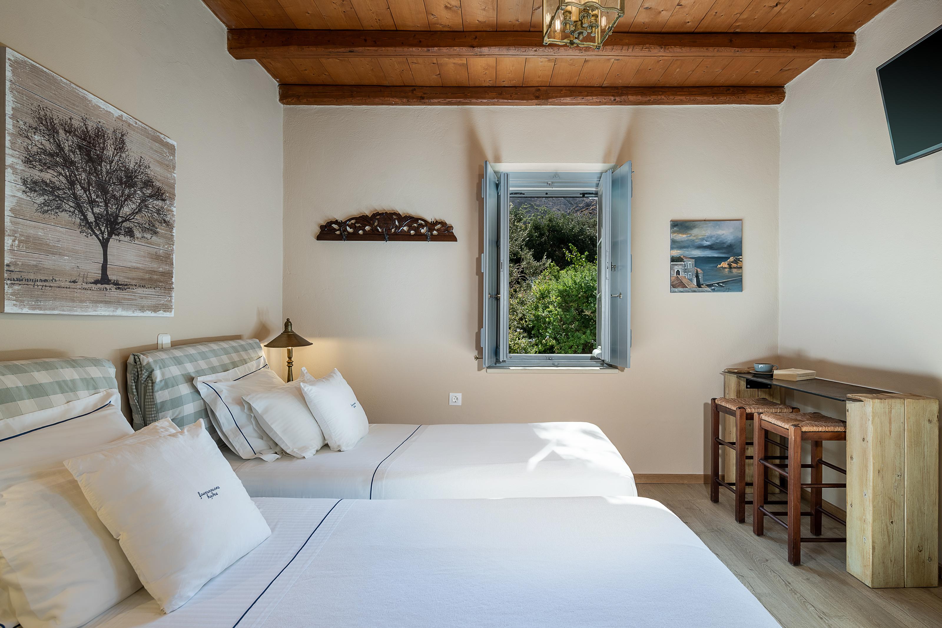 Four Seasons Hydra Luxury Suites エクステリア 写真