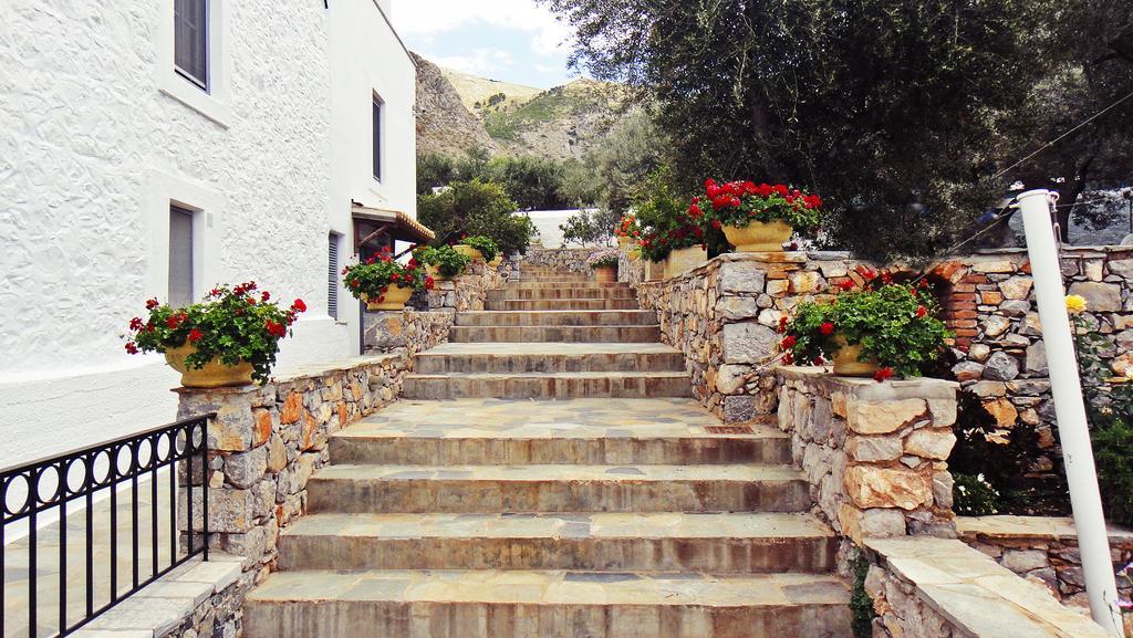 Four Seasons Hydra Luxury Suites エクステリア 写真